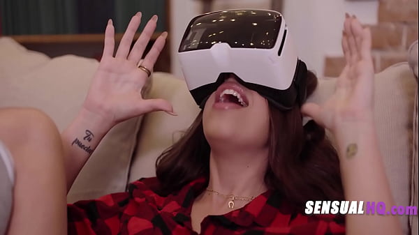 Thirsty_Lesbian_Wearing_V R Headsets Realizes It_Felt Too Real