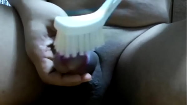 亀頭を研磨される