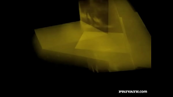 Nonton Jade Poses And Takes A Cock Inside Of Her Pussy Before The Facial thumbnail