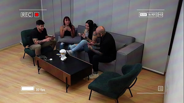 I fuck my friend's girlfriend 