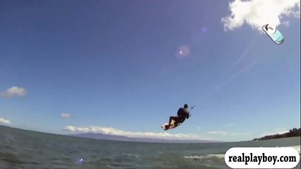 Play MP4 - Curvy hot babes kite surfing while naked