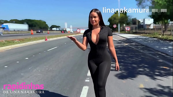 Asi&aacute;tica gostosa fodendo no pelo com negao pirocudo