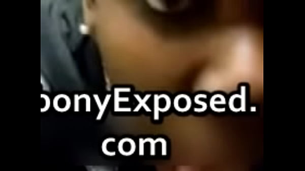 Amateur ebony girlfriend gives 