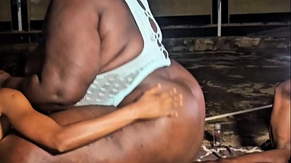 Nonton Innocent Outdoor Antics After Concert Lead To Hot Steamy Threesome Squirting, Cumming, And Fucking!! thumbnail