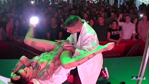 Sexo en publico by victor bloom