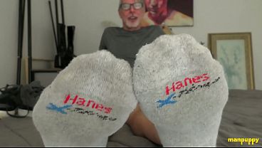Delighted By Foot Worship thumbnail