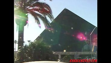 Nonton The Shane&rsquo;s World Ladies Take Over Vegas For Some Muff Bumping Fun thumbnail