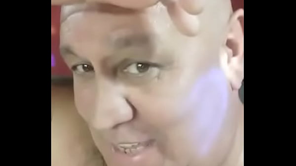 NOVINHA_TRAINDO_NAMORADONO CL ETREPANDO COM O_COROA