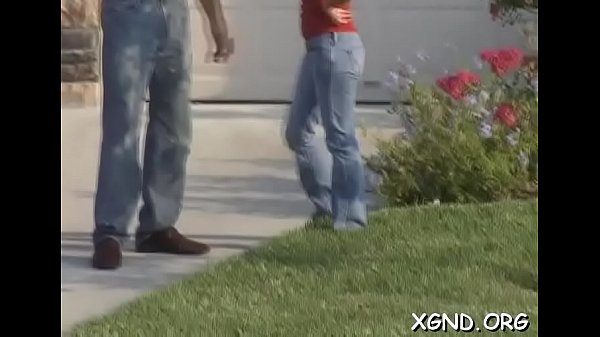 Teen test out her muff with toysand then gets some dick