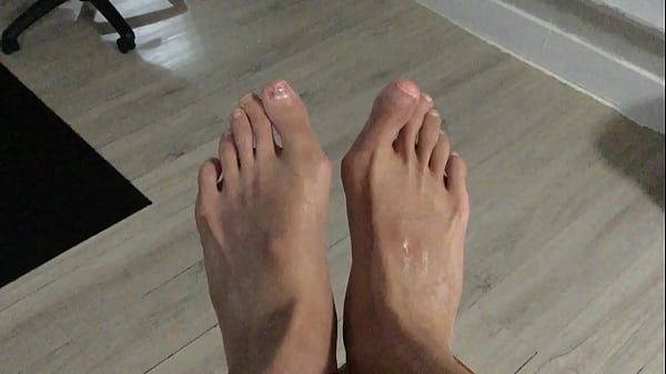 Sexy Foot Fetish thumbnail