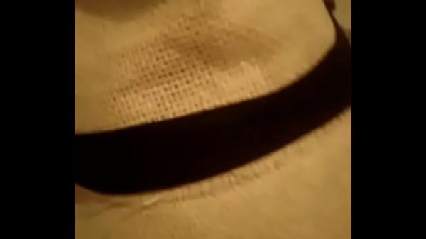 Nonton Bustin It Up thumbnail