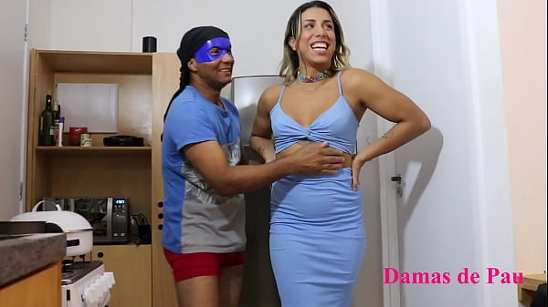 Play MP4 - Fui arrombada numa despedida de solteiro