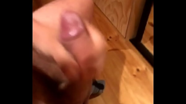 Quick kiwi gay jerk off