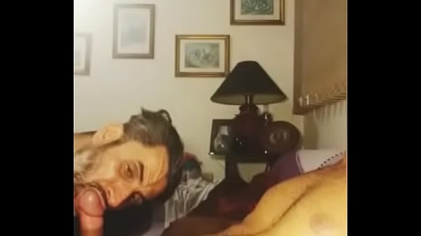 Que rolona enorme de 24 cm tive que engolir toda 