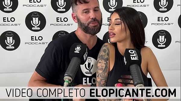 JOVENCITA ARGENTINA QUEDA EN TANGA CON ELO PODCAST 