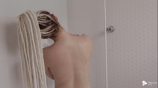 Play MP4 - S&Oacute; CONSIGO RELAXAR NO BANHO