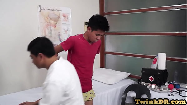 Gay medical exam and analtoying at doctor office for skinny Asian twink 