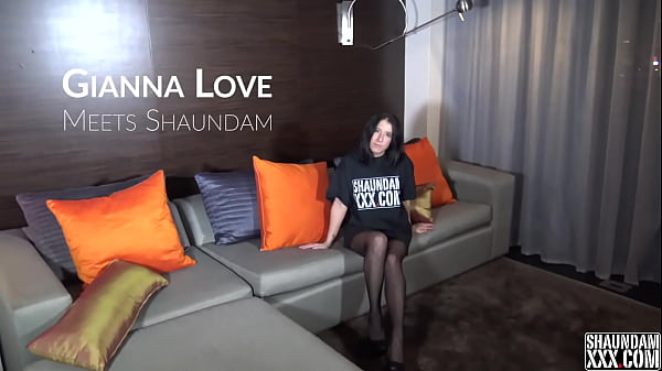 Nonton Gianna Love Meets Shaundam Teaser thumbnail