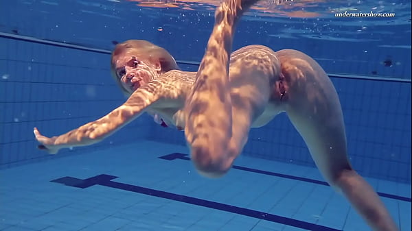 Elena Proklova shows how sexy can one be alone in the pool 