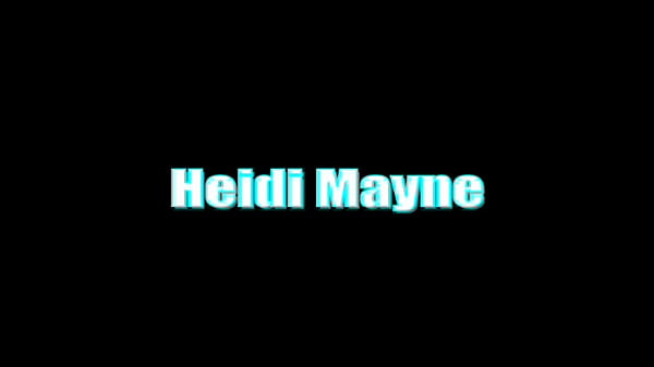 Nonton Heidi Mayne Slides Her Hands Up And Down A Stiff Shaft thumbnail