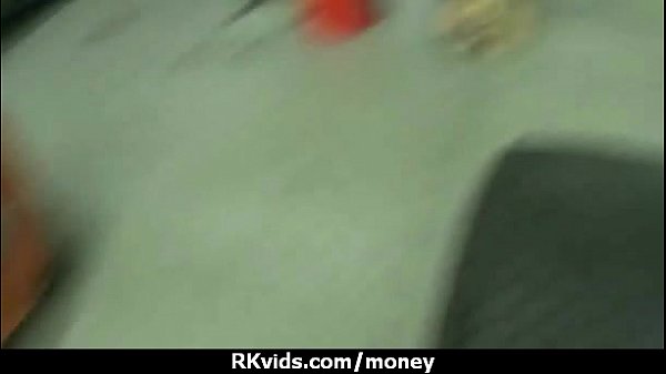 Amateur lets_the pussy talk 23