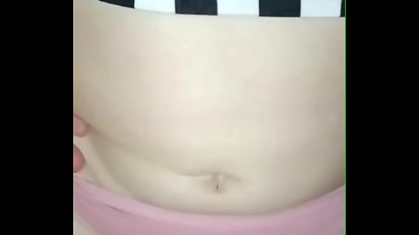 Play MP4 - Chupando las tetas spanking de la mama de mi novia y corriendome en su boca