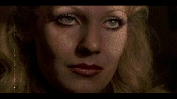 Play MP4 - Grand Hotel de Paris 1971 clip2