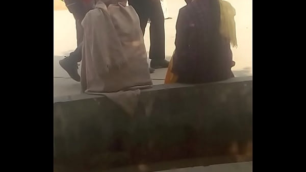 Nonton Indiangirl On Cam So Hot thumbnail