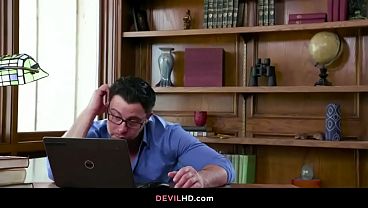 Nonton Struggling Novelist Can't Ignore Alluring Assistant's Voluptuous Figure While Trying To Write, Leading To A Steamy Distraction In The Office thumbnail