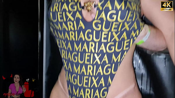 Play MP4 - Fomos na Inner Club porque soubemos que um parente estaria l&aacute;&comma; sim ele me comeu no buraco sem saber que era eu&excl;