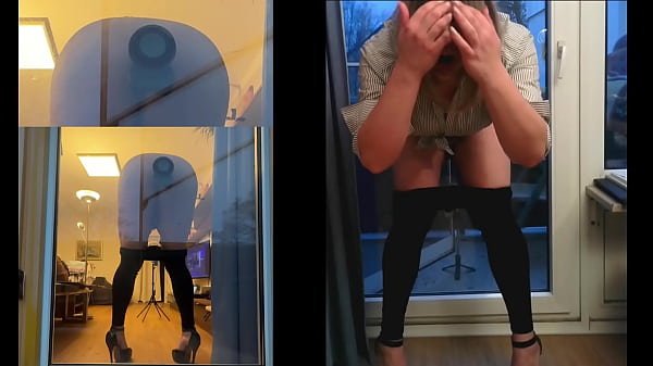 Play MP4 - Sissy in Leggins playing with Dildo on balcony