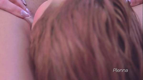 Play MP4 - MINHA AMIGA FODE MINHA BUCETA COM STRAP-ON