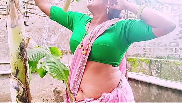 Villege sex. Forming sexy aunty fucking owner. Telugu dirty talks.