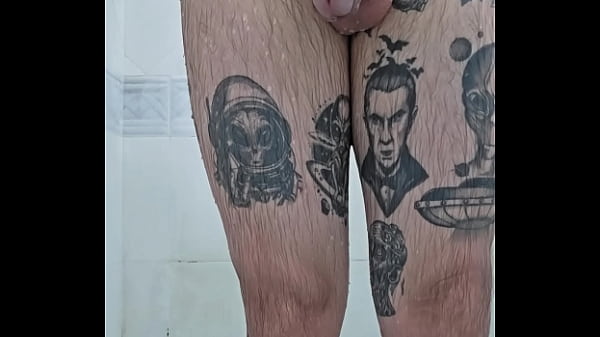 GORDINHO CAIU NA NET BATENDO PUNHETA NO BANHO 