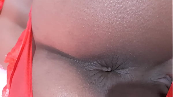 comendo o cusinho gostoso