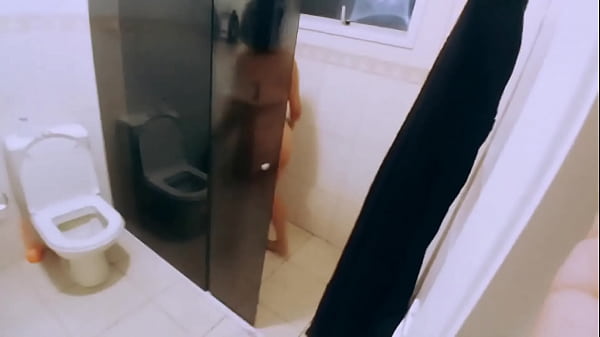 Play MP4 - PAWG RABUDA LIBERA BUCETA DE QUATRO AT&Eacute; RECEBER GOZADA