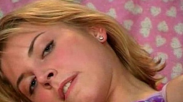 teen masturbating dildo 