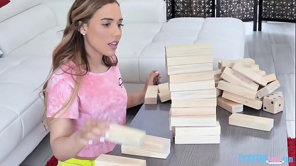 Huge_Jenga with AlitaLee andJon Jon