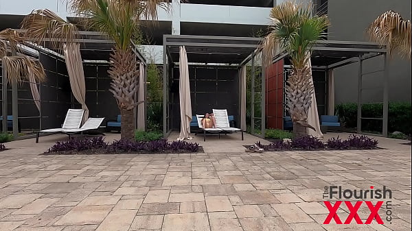 Nonton Poolside Masturbation Turns Into A Bbc Bj Pov thumbnail