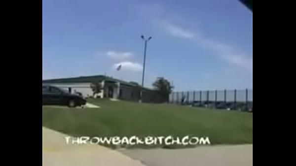 Nonton Suck My Little Dick Right Outside thumbnail