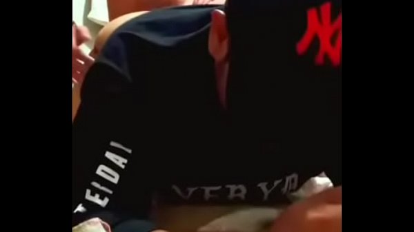 Play MP4 - Queria pica ent&atilde;o toma &excl; Geme gostoso na rola do teu macho vai