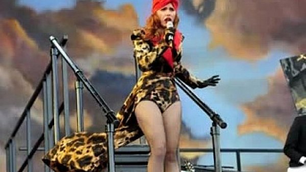 Paloma Faith - Sexy Slideshow thumbnail