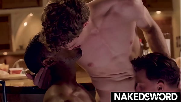 Play MP4 - Frisky Hazel Hoffman and Sean Xavier Enjoying A Morning Bareback Threesome