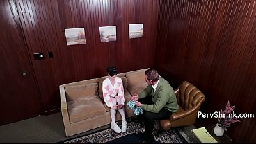 Teenie with bad memory gets it all back when therapist sinks his cock in her