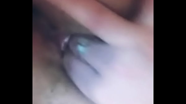 Play MP4 - Hiding in the bathroom for a rub