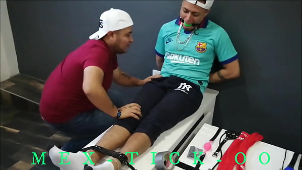 DIEGO CHAKA Y ALEE PRUEBAN MORDAZAS 