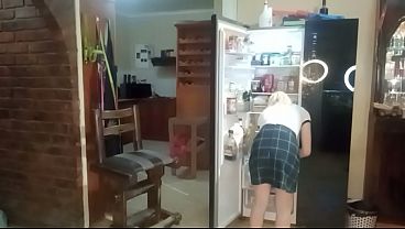 Nonton Bored And Ignored Slutty Wife Fucked In Fridge thumbnail