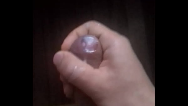 Play MP4 - Me masturbo en mi habitacion y sale mucho semen y moje todo de leche