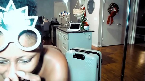 Curvy Black GirlBent Over