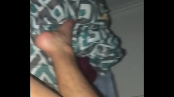 Play MP4 - Bottom slut plays with clear dildo after top cancels